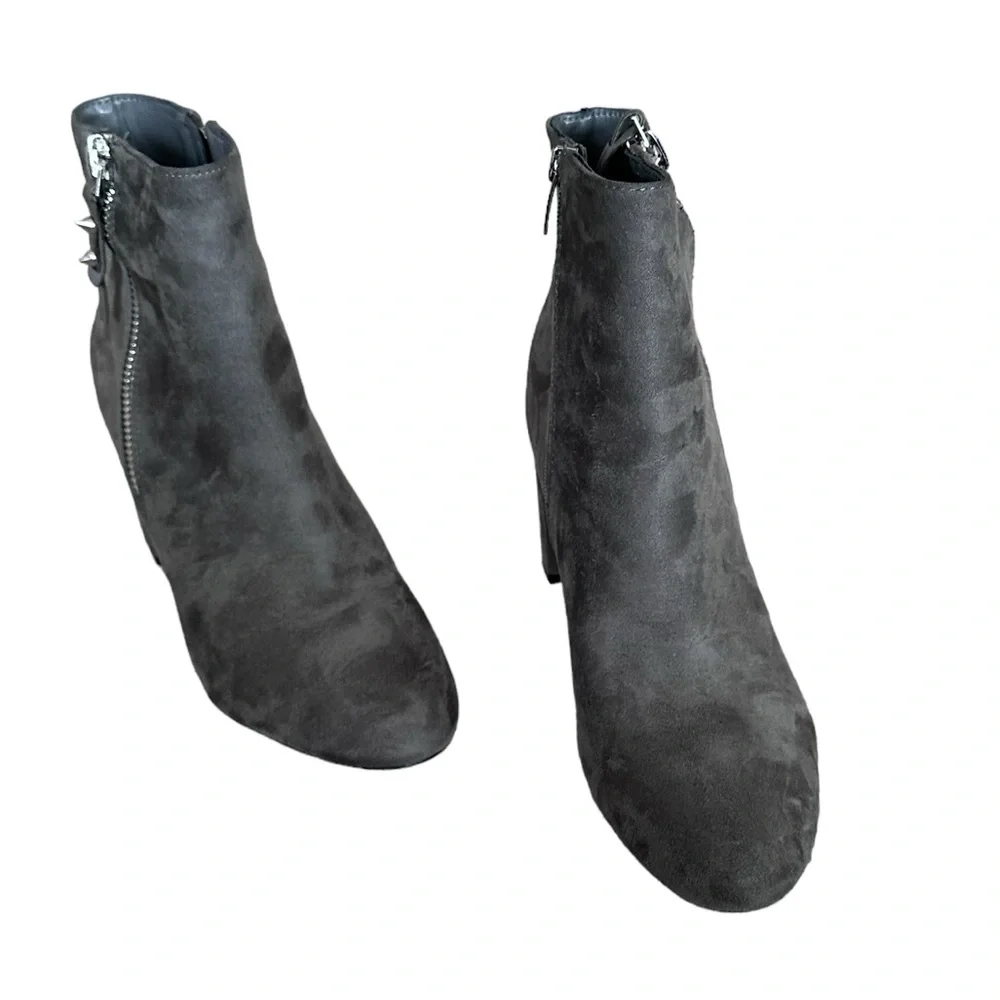 NEW NINE WEST ZIPPER BOOT SUEDE GREY